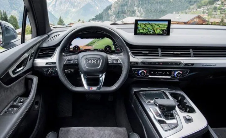 audi q7 interior