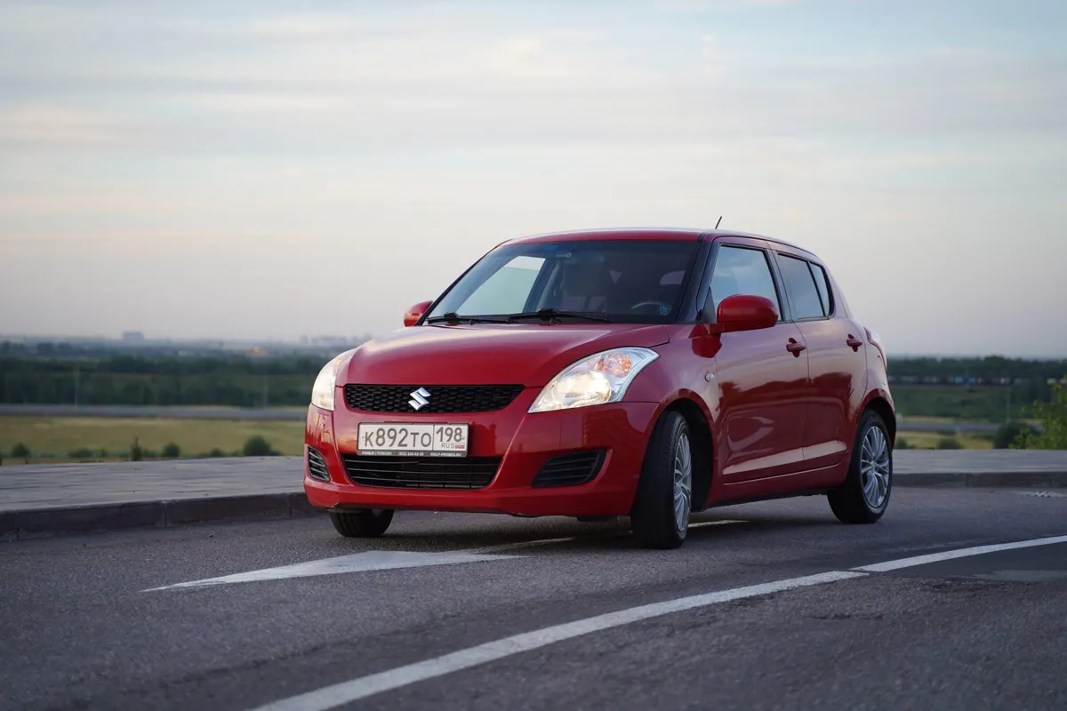 Suzuki Liana