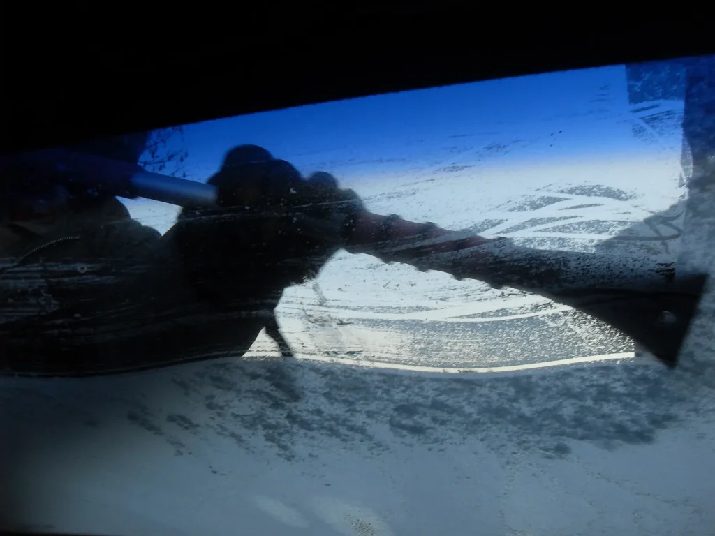 Clean Your Car Windscreen