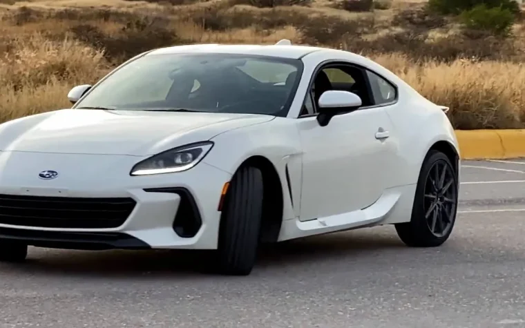 subaru sports car